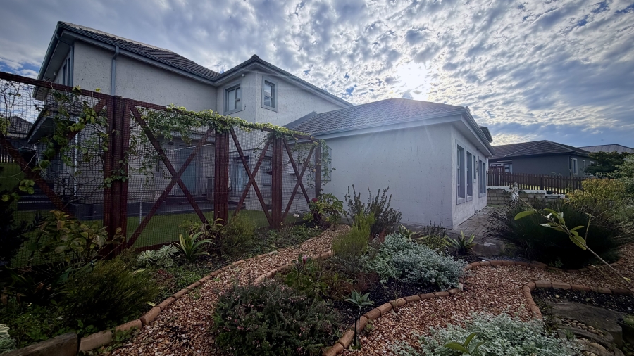 3 Bedroom Property for Sale in Blue Mountain Village Western Cape